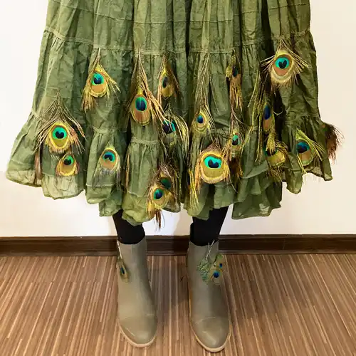 Páva jelmez szoknyája