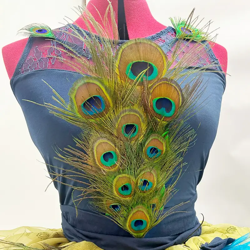 Pava folso jelmez diszites s