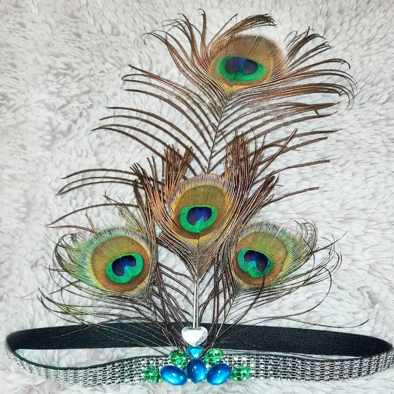 Pava jelmez fejdisz s