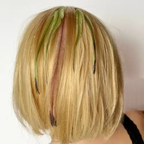 Madártollas DIY ajándékötletek 15 Madártoll hajdísz