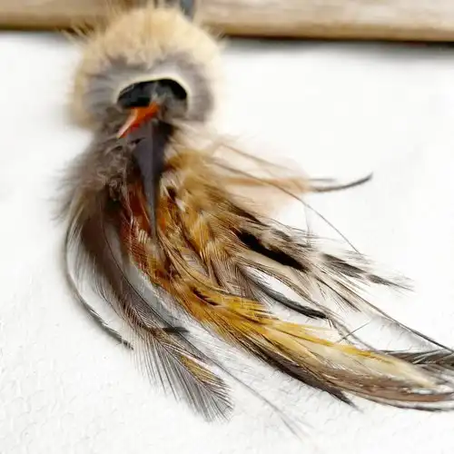 Madártollas DIY ajándékötletek 18 madártoll kulcstartó ötlet